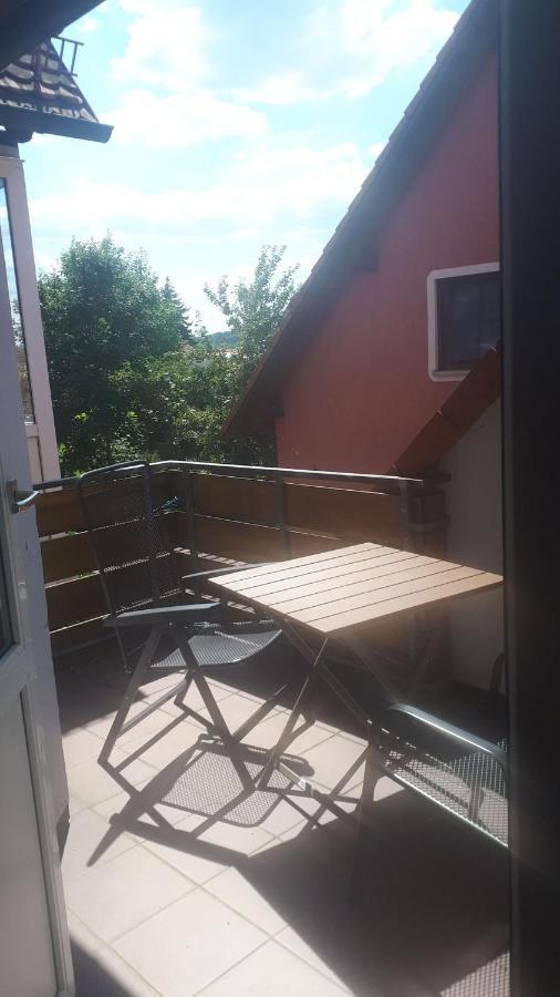 Hotel Pension Am Engelsberg Sommerach Bagian luar foto