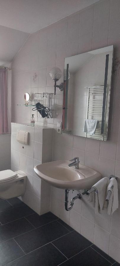 Hotel Pension Am Engelsberg Sommerach Bagian luar foto