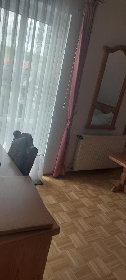 Hotel Pension Am Engelsberg Sommerach Bagian luar foto