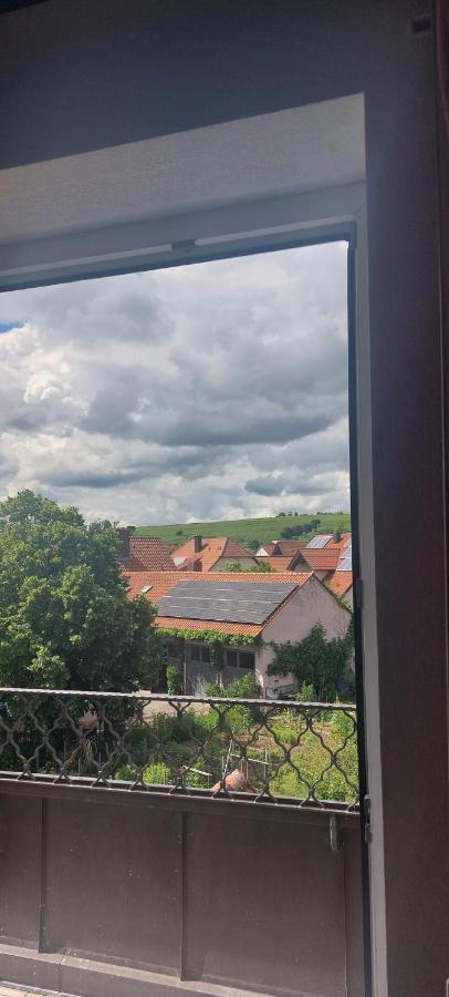 Hotel Pension Am Engelsberg Sommerach Bagian luar foto